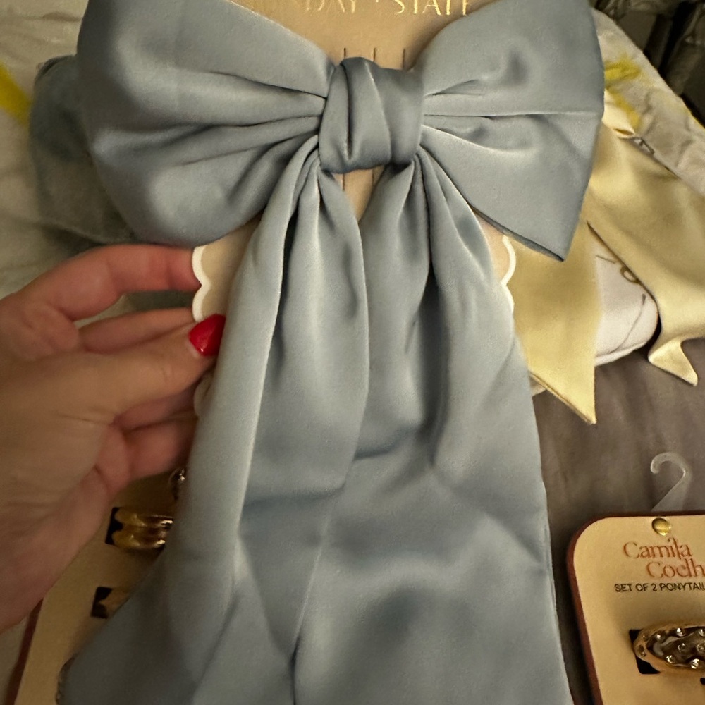 Sunday State NEW large Elegant Blue Hair Bow